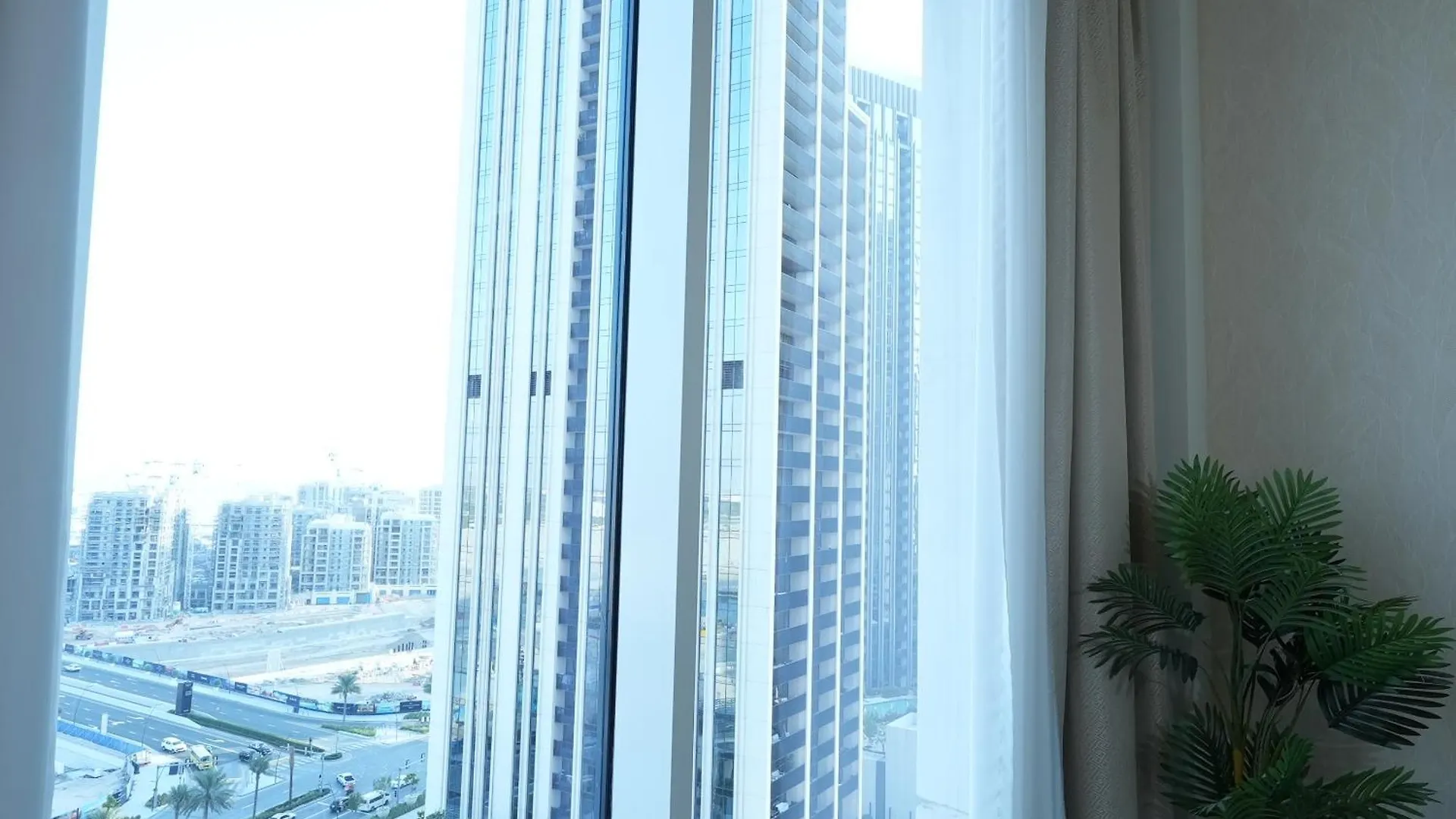 Brown Stone Holiday Homes Creek Dubai