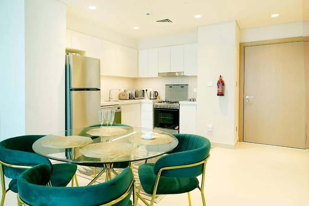 Brown Stone Holiday Homes Creek Dubai